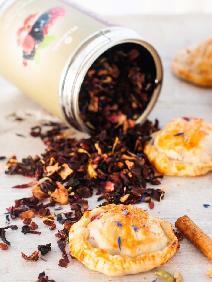 HAND PIES SACCOTTINI DI MELE AI SAPORI DEL BOSCO 01
